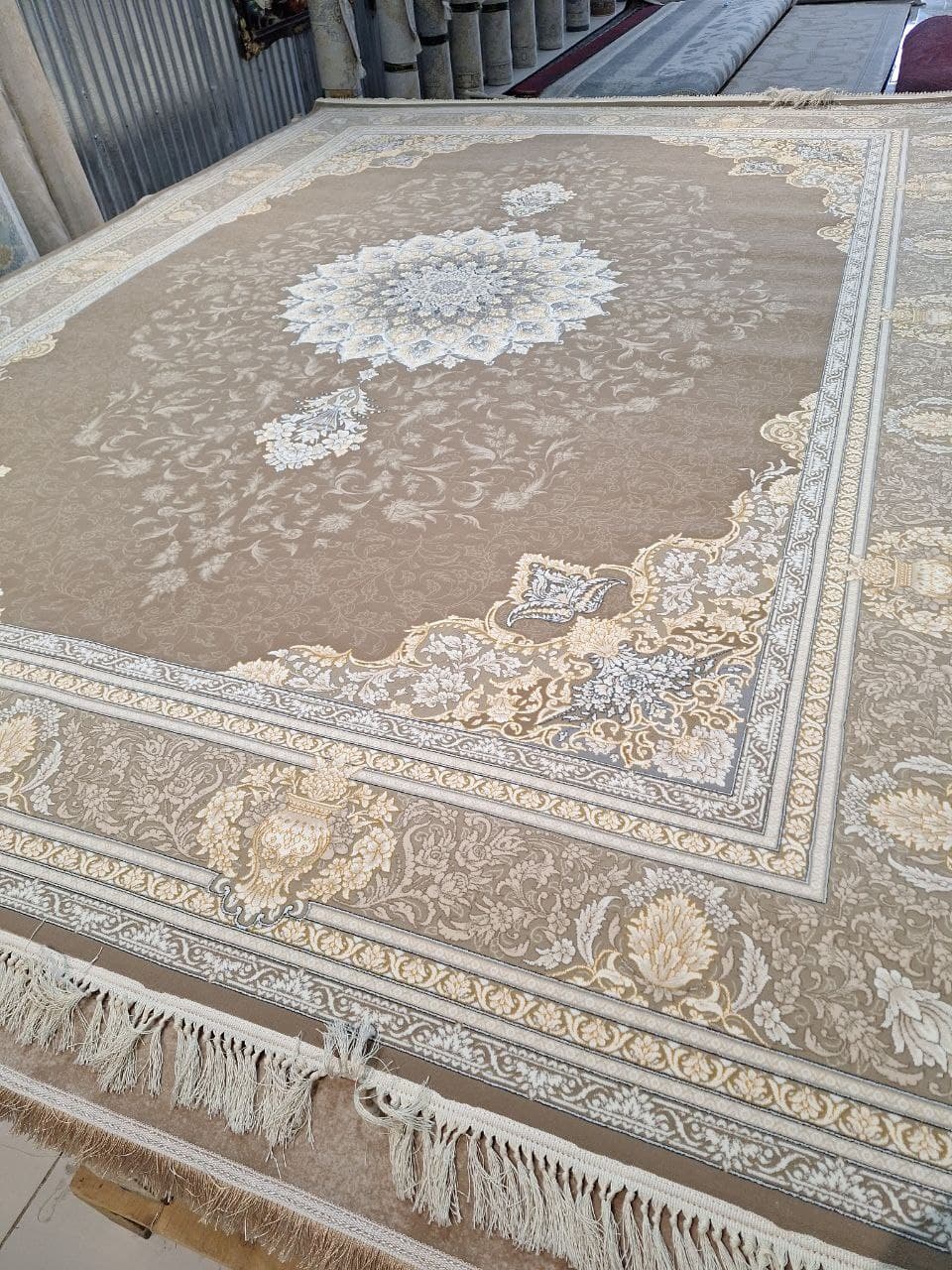 آکریلیک - J460