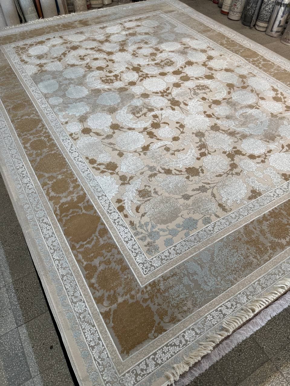 کد برجسته - G2963