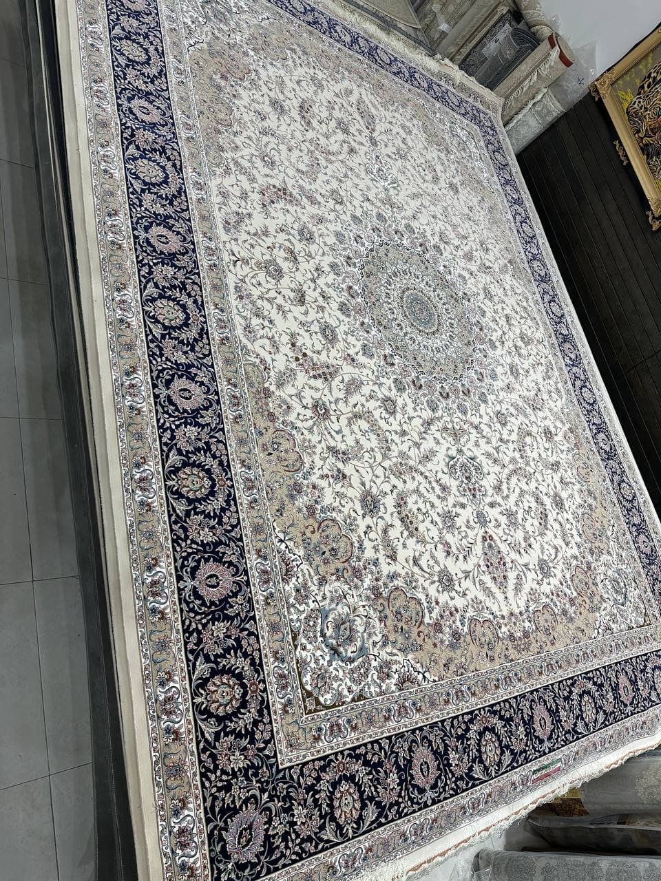 فرش 1500 شانه - U801