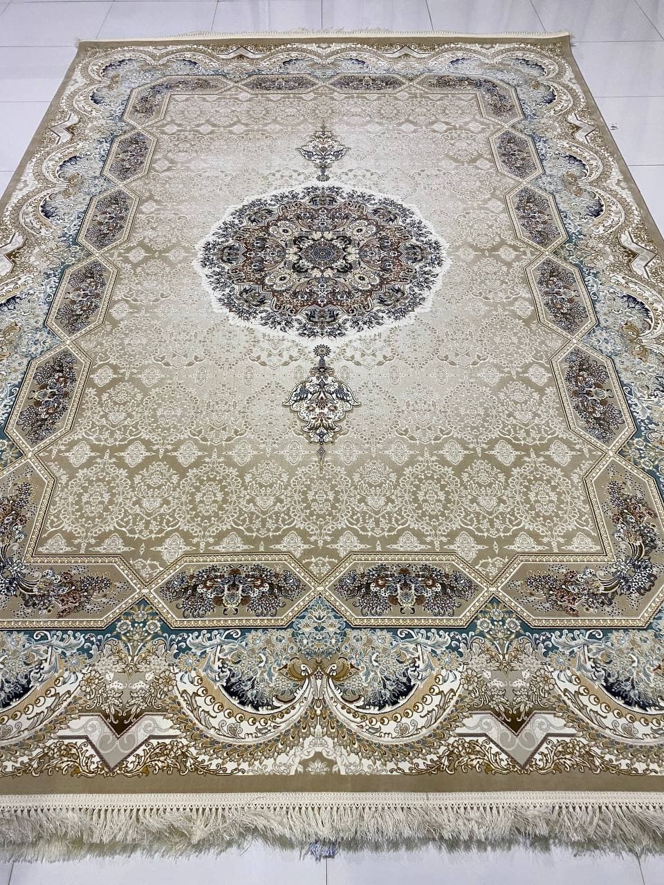 برجسته - D176