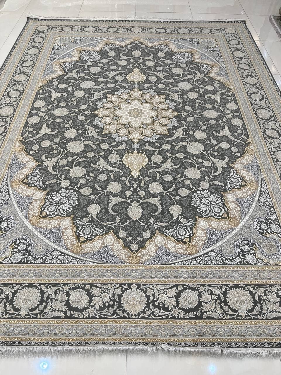 برجسته کد صنوبر - L579
