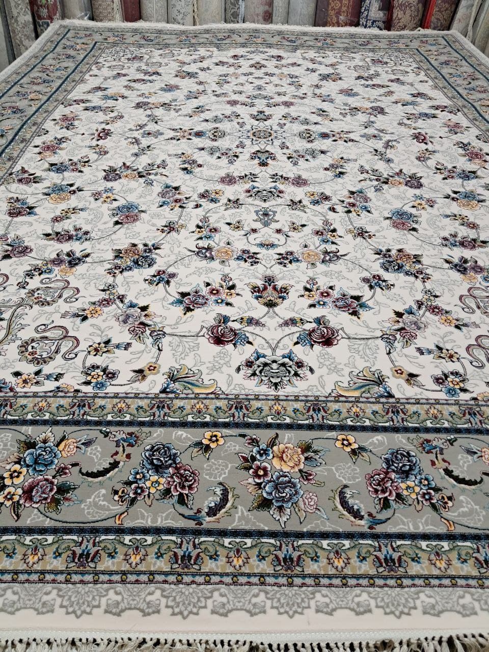 صددرصد آکریلیک ساده دیزان 1000 گیلدا کرم - E4442