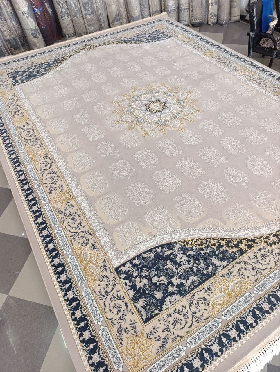 فرش 1000 شانه - Y3904