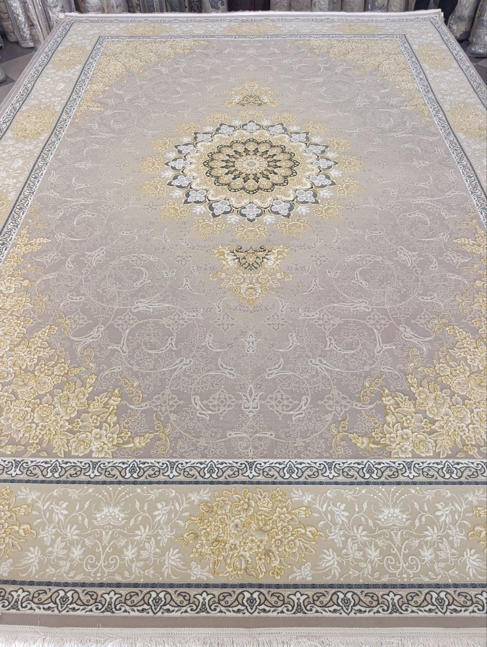 فرش 1000 شانه - Y3939